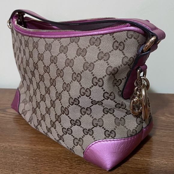 Gucci GG Canvas Heartbit Small Hobo Bag - Picture 8 of 16